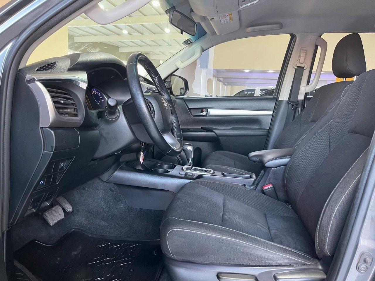 Toyota Hilux Usada Financiado en San Juan, deRuedas