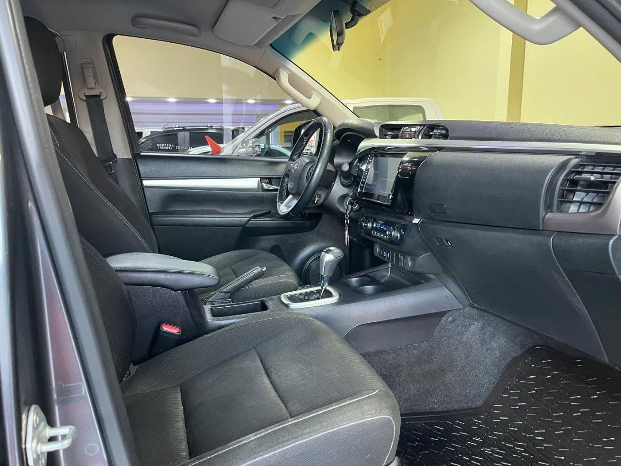 Toyota Hilux Usada Financiado en San Juan, deRuedas