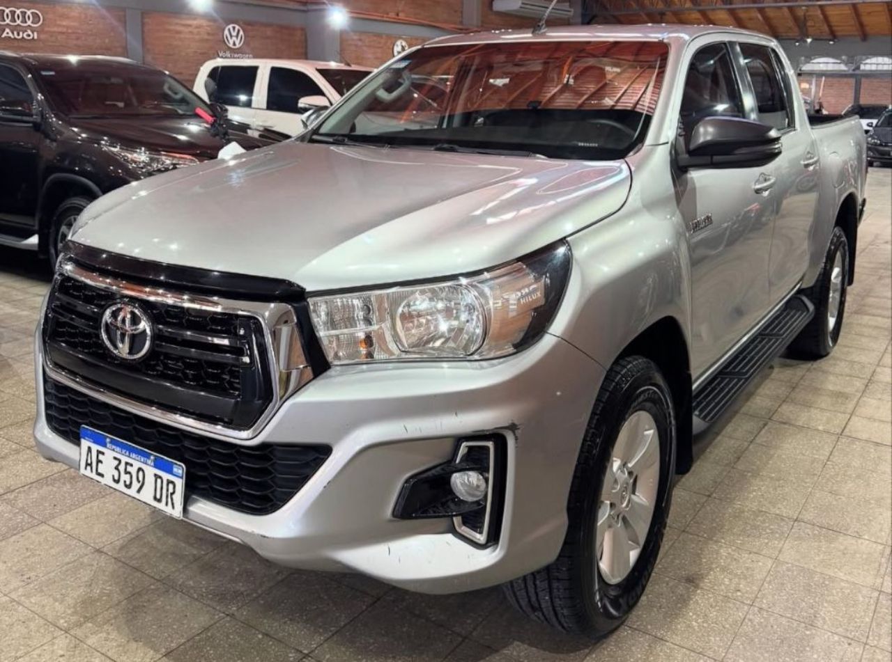 Toyota Hilux Usada Financiado en San Juan, deRuedas