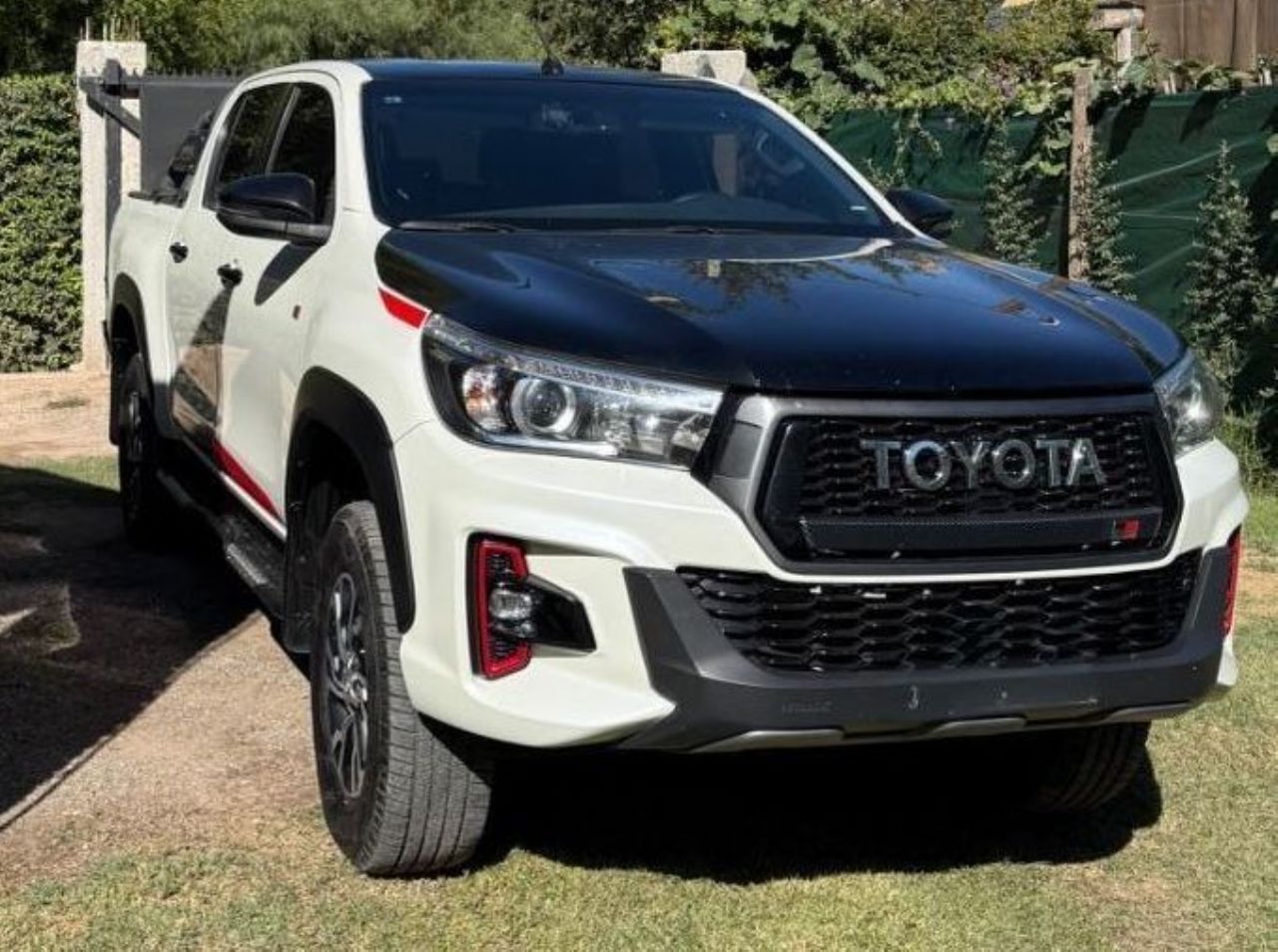 Toyota Hilux Usada en Mendoza, deRuedas