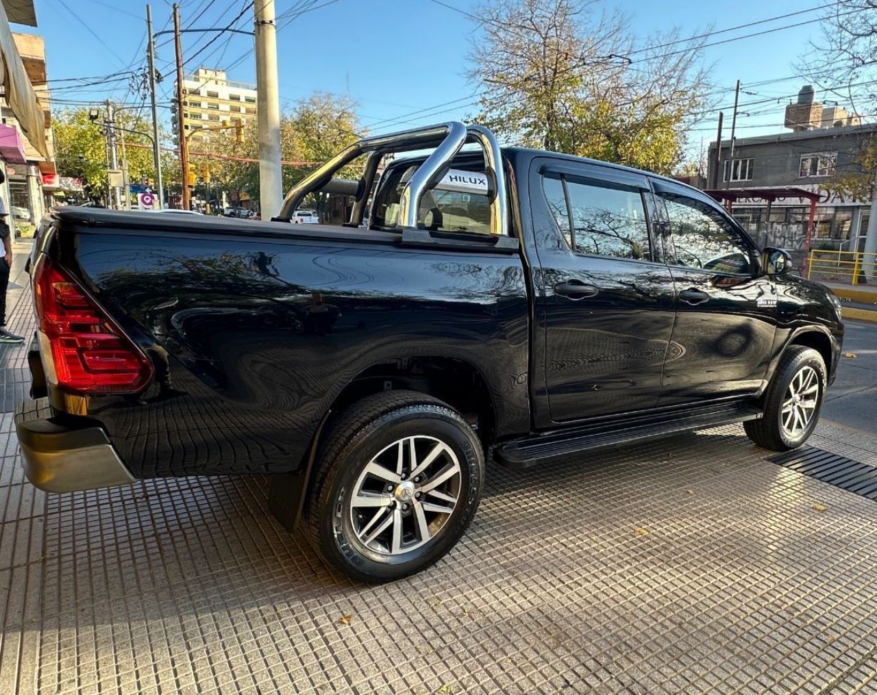 Toyota Hilux Usada en Mendoza, deRuedas