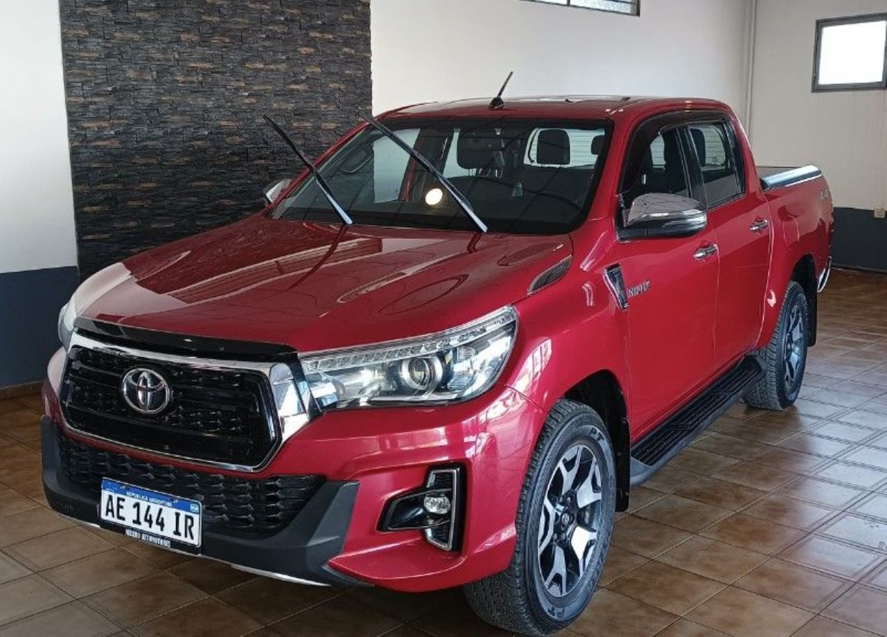Toyota Hilux Usada Financiado en Mendoza, deRuedas