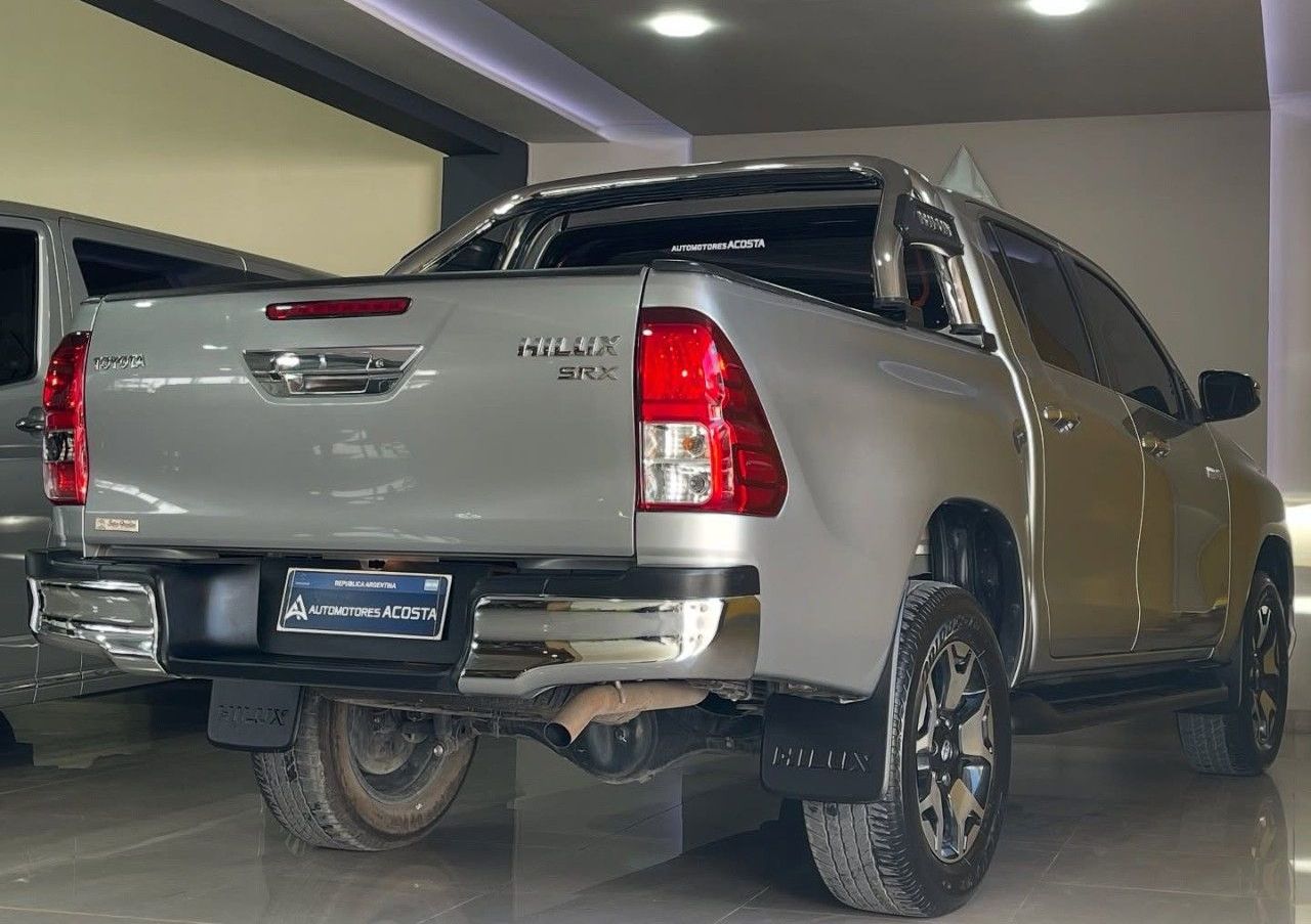 Toyota Hilux Usada Financiado en San Juan, deRuedas