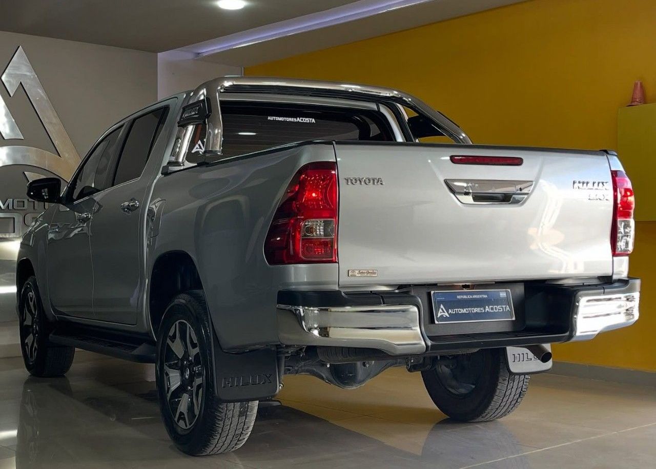 Toyota Hilux Usada Financiado en San Juan, deRuedas