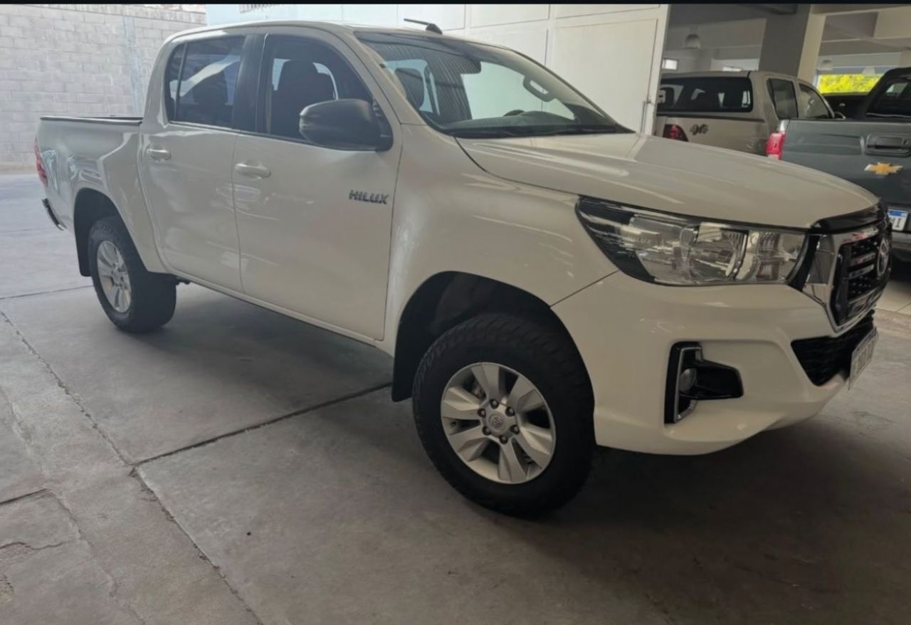Toyota Hilux Usada en Mendoza, deRuedas