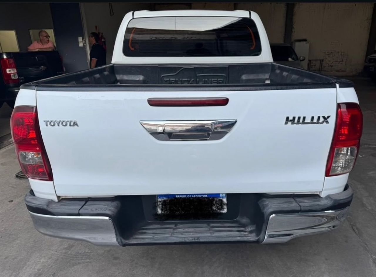 Toyota Hilux Usada en Mendoza, deRuedas