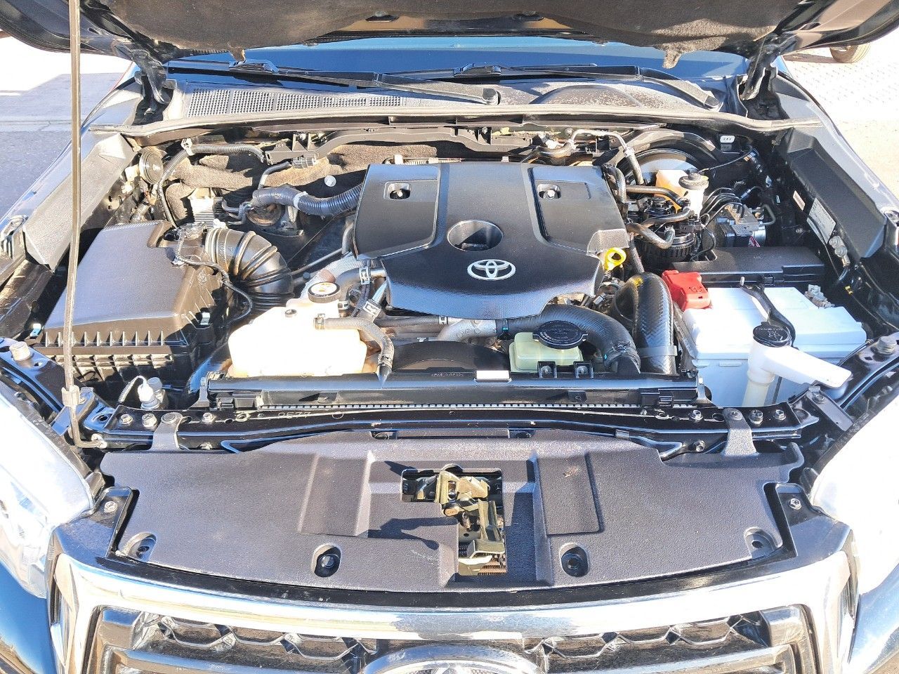 Toyota Hilux Usada Financiado en Mendoza, deRuedas