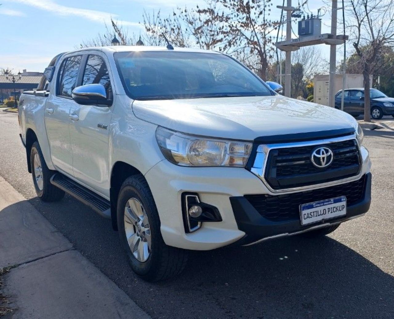 Toyota Hilux Usada Financiado en Mendoza, deRuedas