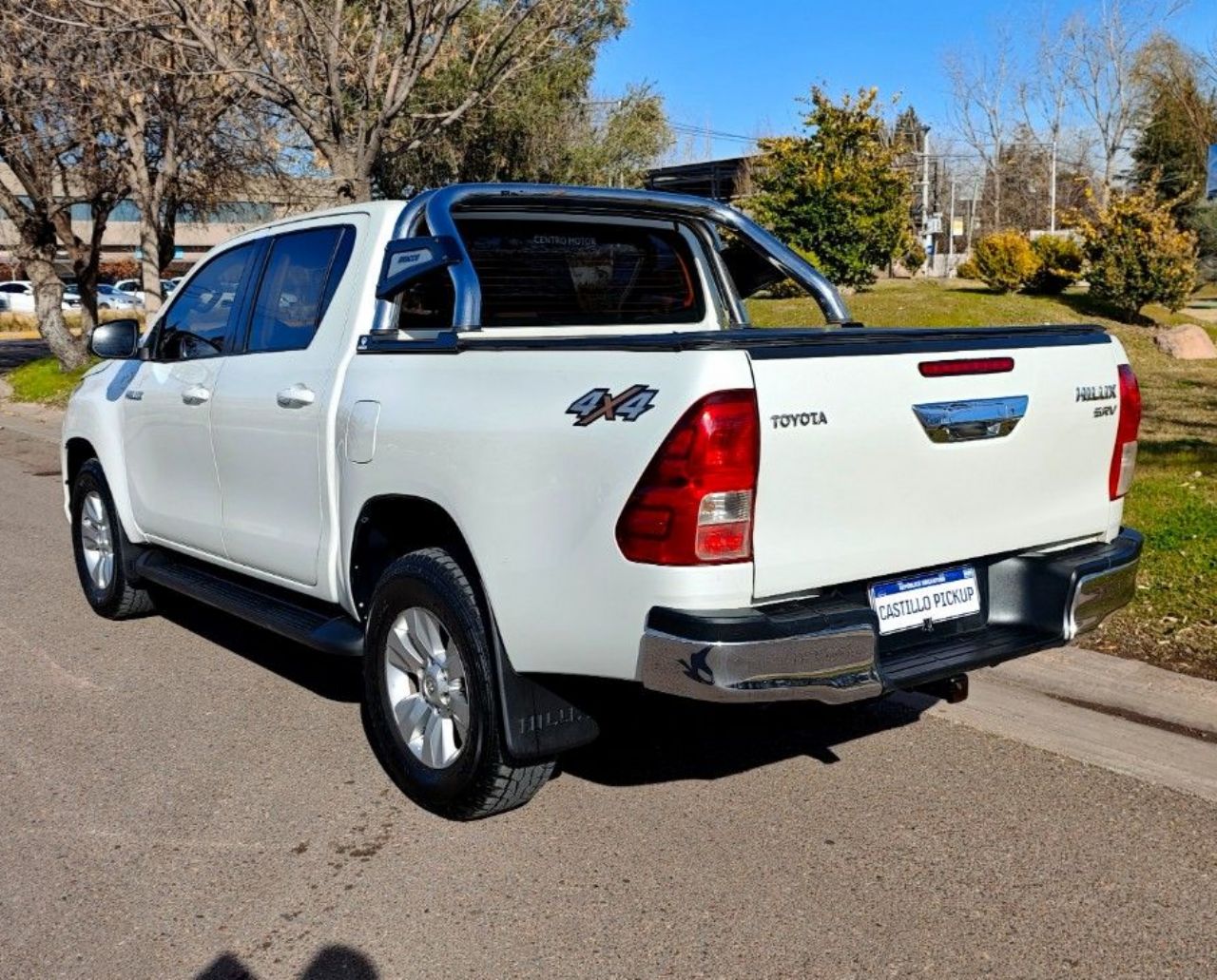 Toyota Hilux Usada Financiado en Mendoza, deRuedas