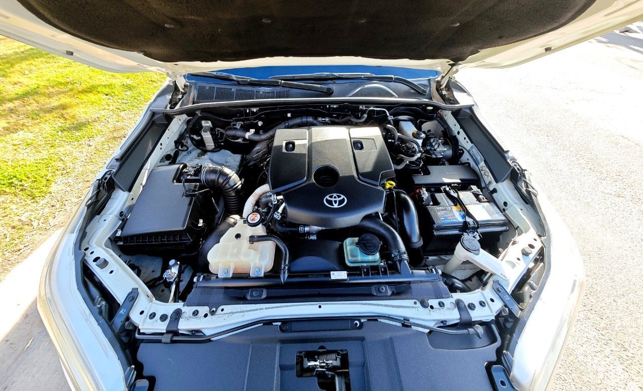Toyota Hilux Usada Financiado en Mendoza, deRuedas
