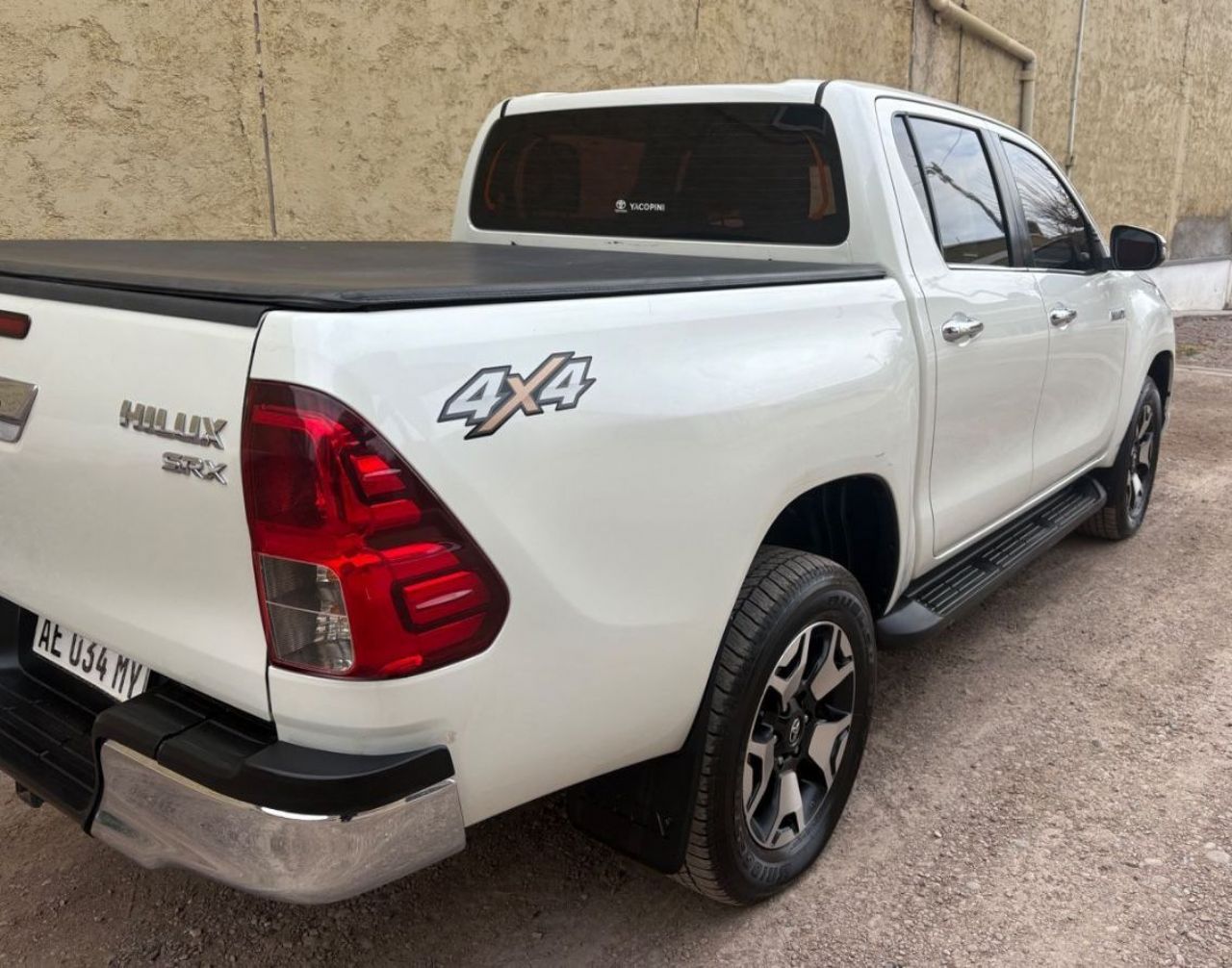 Toyota Hilux Usada en Mendoza, deRuedas