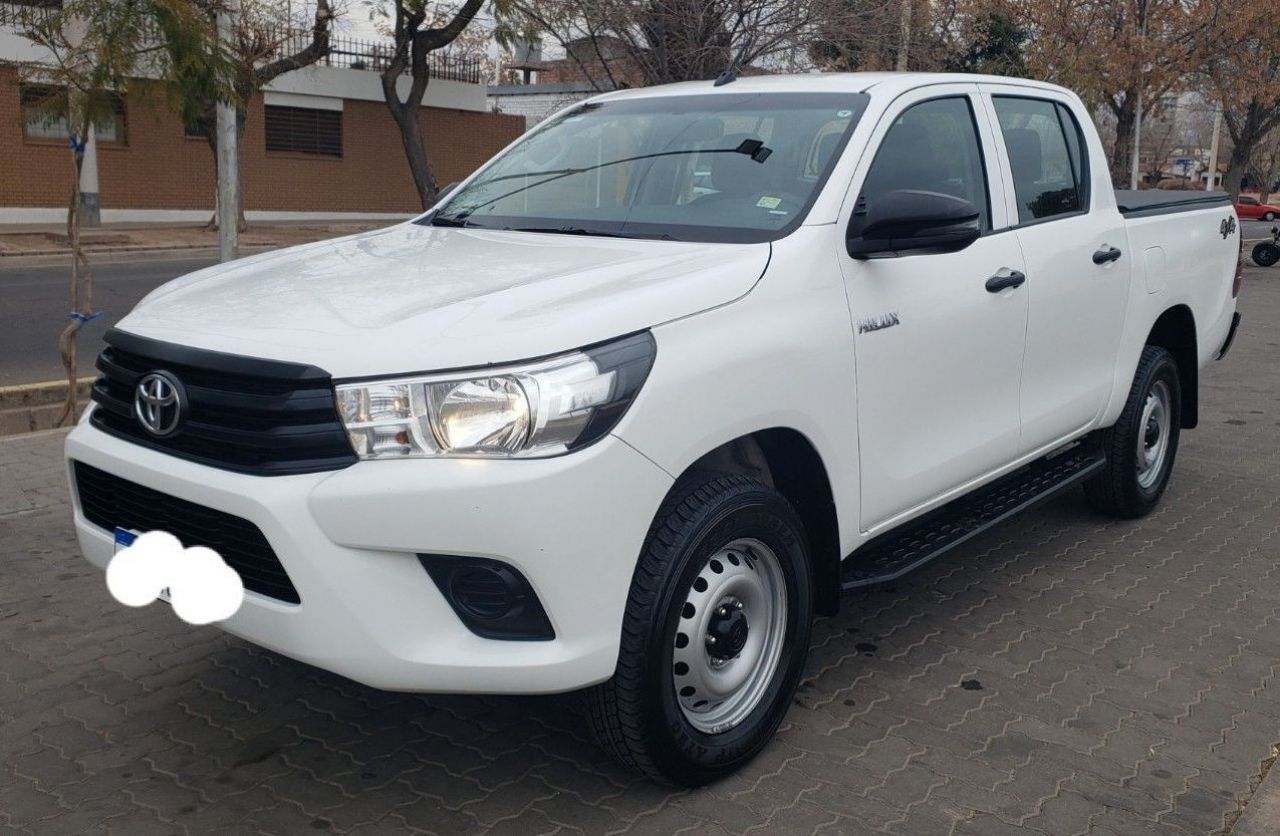 Toyota Hilux Usada en Mendoza, deRuedas