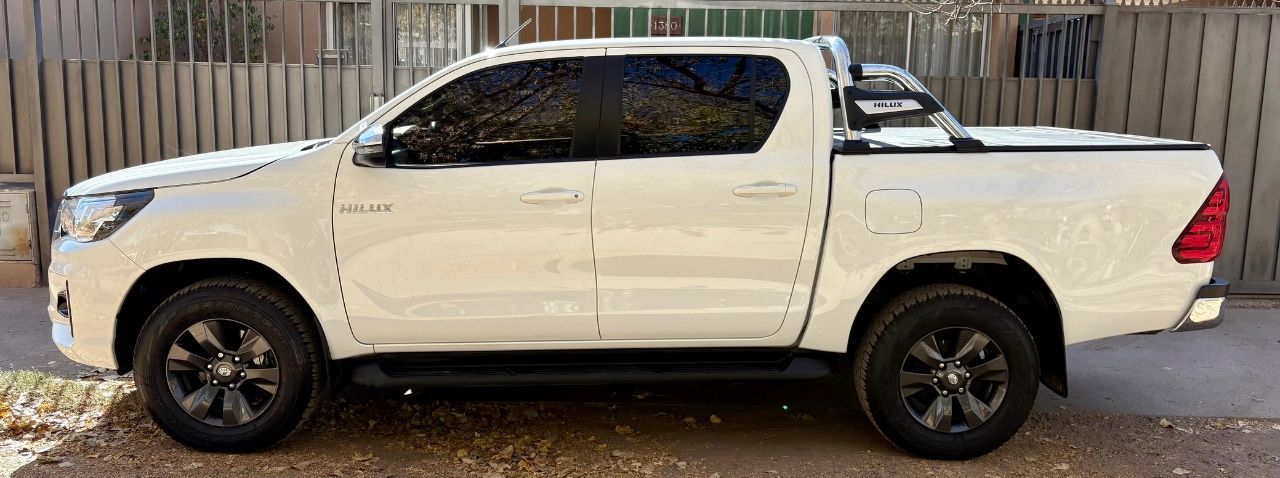 Toyota Hilux Usada en Mendoza, deRuedas