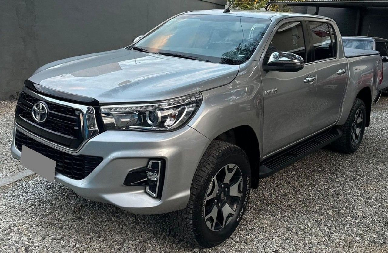 Toyota Hilux Usada Financiado en Córdoba, deRuedas