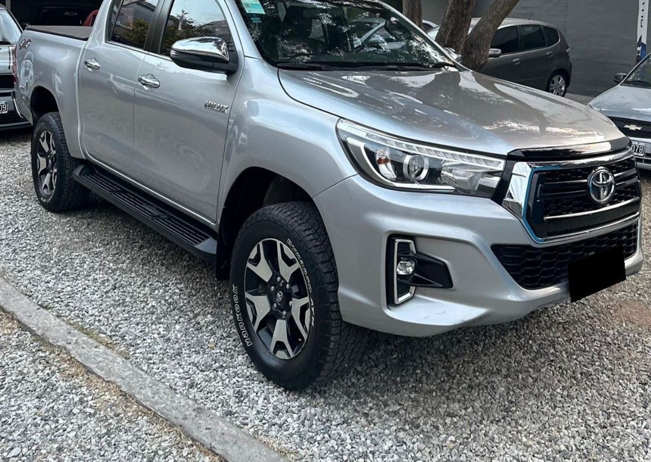 Toyota Hilux Usada Financiado en Córdoba, deRuedas