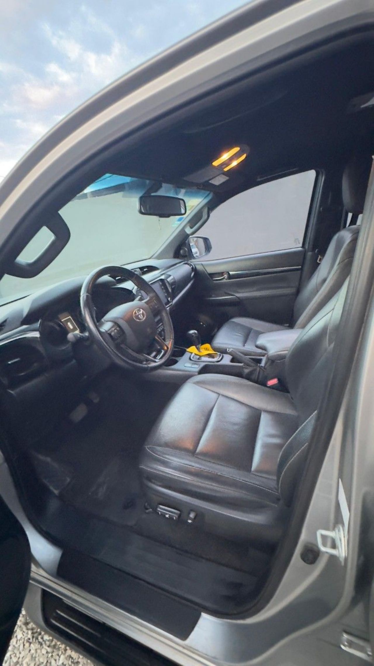 Toyota Hilux Usada Financiado en Córdoba, deRuedas