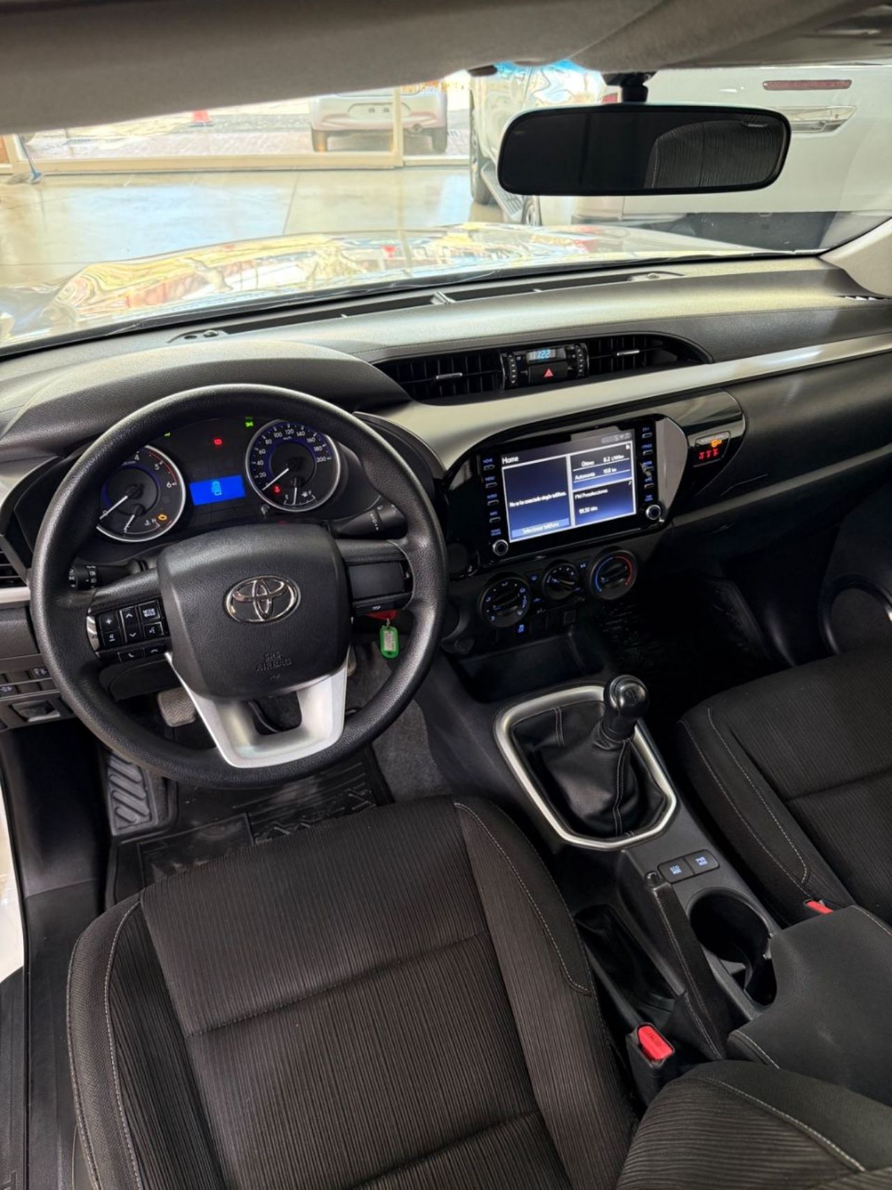 Toyota Hilux Usada Financiado en Mendoza, deRuedas