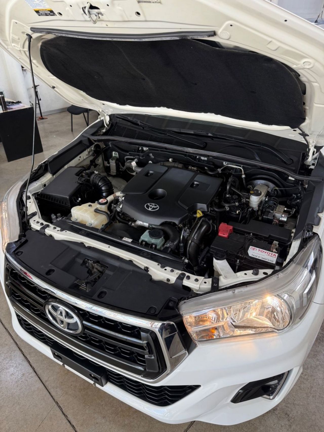 Toyota Hilux Usada Financiado en Mendoza, deRuedas