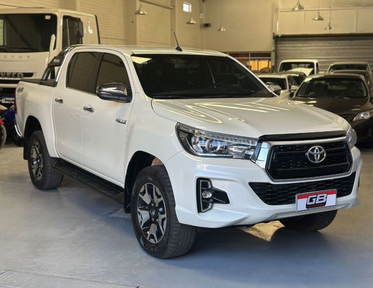 Toyota Hilux Usada Financiado en Mendoza, deRuedas