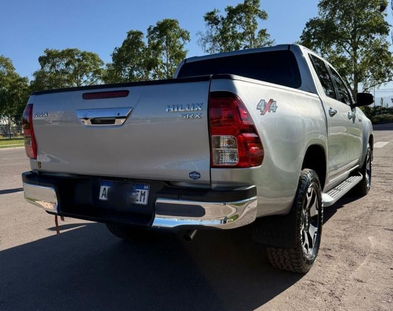 Toyota Hilux Usada en Mendoza, deRuedas