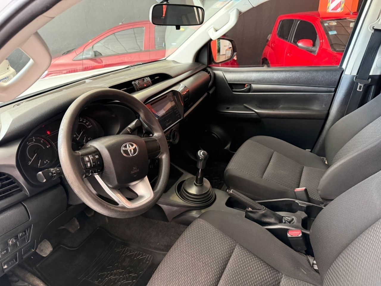 Toyota Hilux Usada Financiado en Mendoza, deRuedas