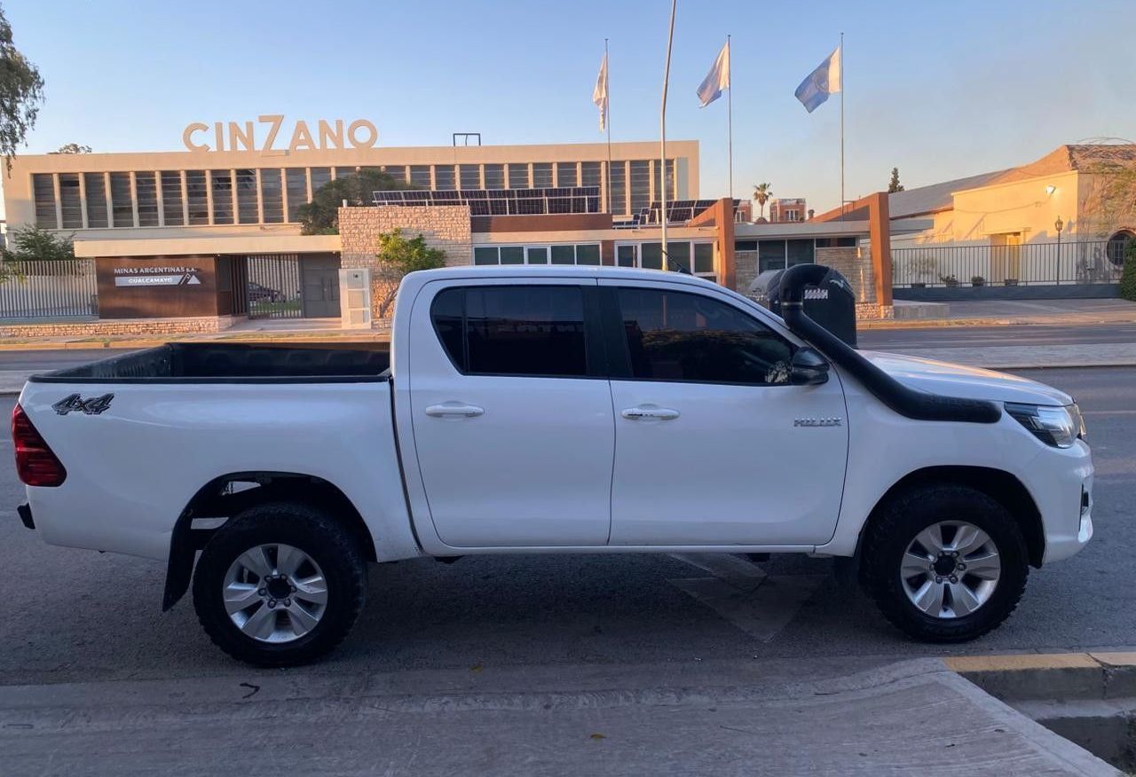 Toyota Hilux Usada Financiado en San Juan, deRuedas