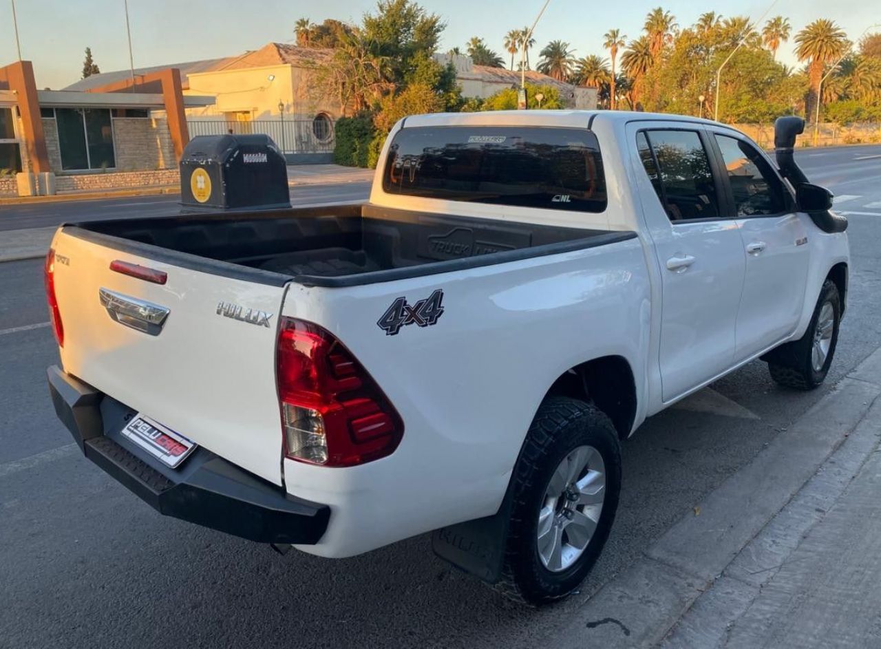 Toyota Hilux Usada Financiado en San Juan, deRuedas
