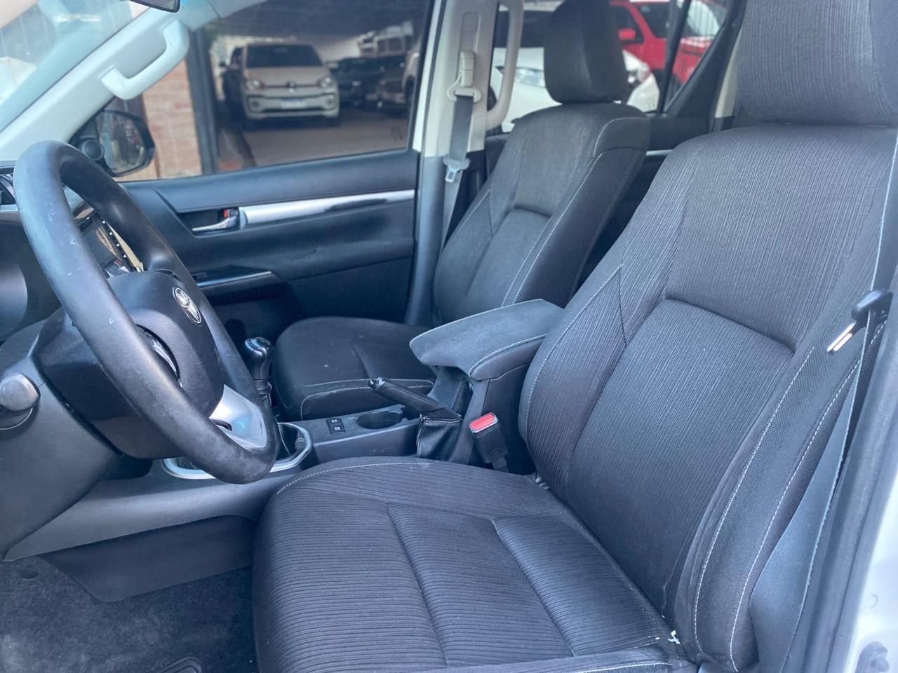 Toyota Hilux Usada Financiado en San Juan, deRuedas