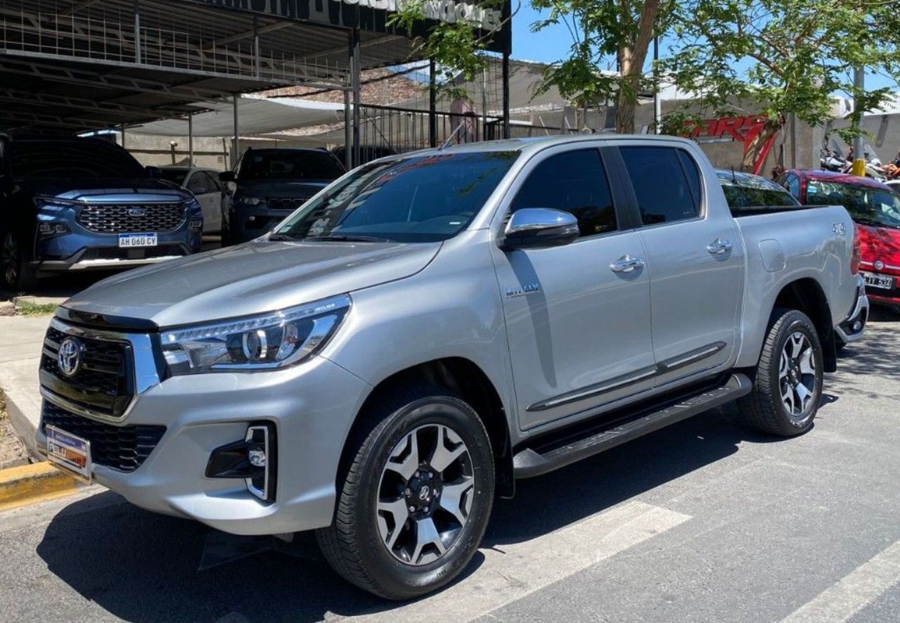 Toyota Hilux Usada Financiado en San Juan, deRuedas