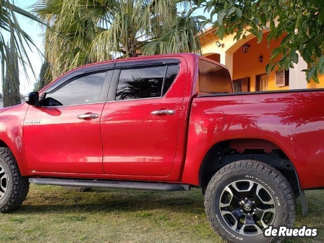 Toyota Hilux Usada en Mendoza, deRuedas