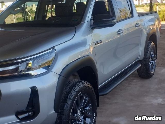 Toyota Hilux Usada en San Juan, deRuedas