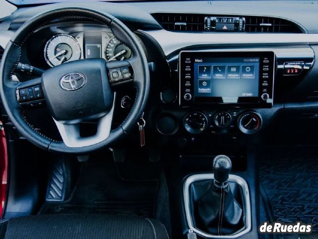 Toyota Hilux Usada en Córdoba, deRuedas