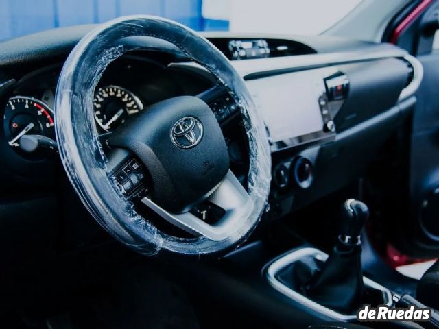 Toyota Hilux Usada en Cordoba, deRuedas