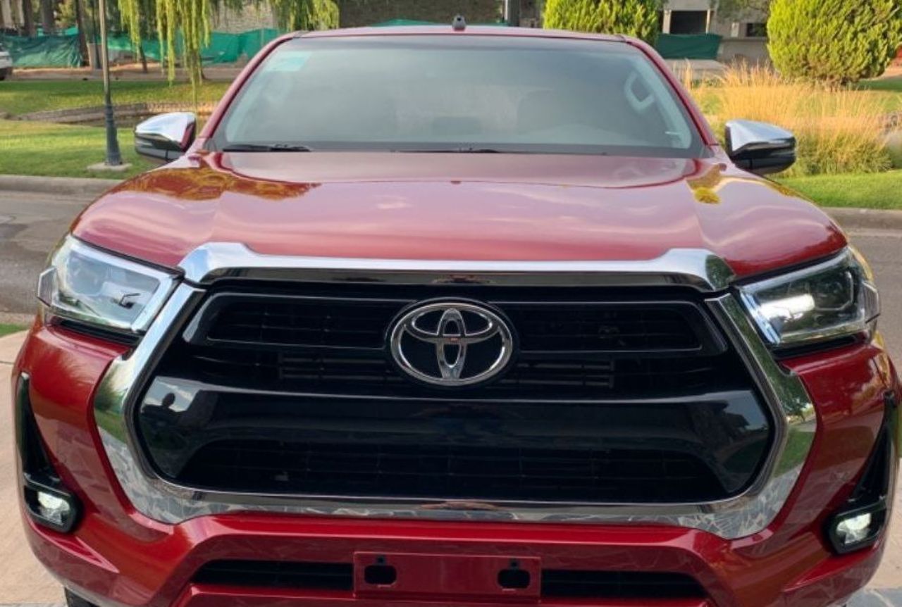 Toyota Hilux Usada en Mendoza, deRuedas