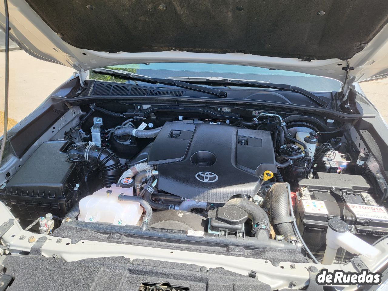Toyota Hilux Usada en Mendoza, deRuedas