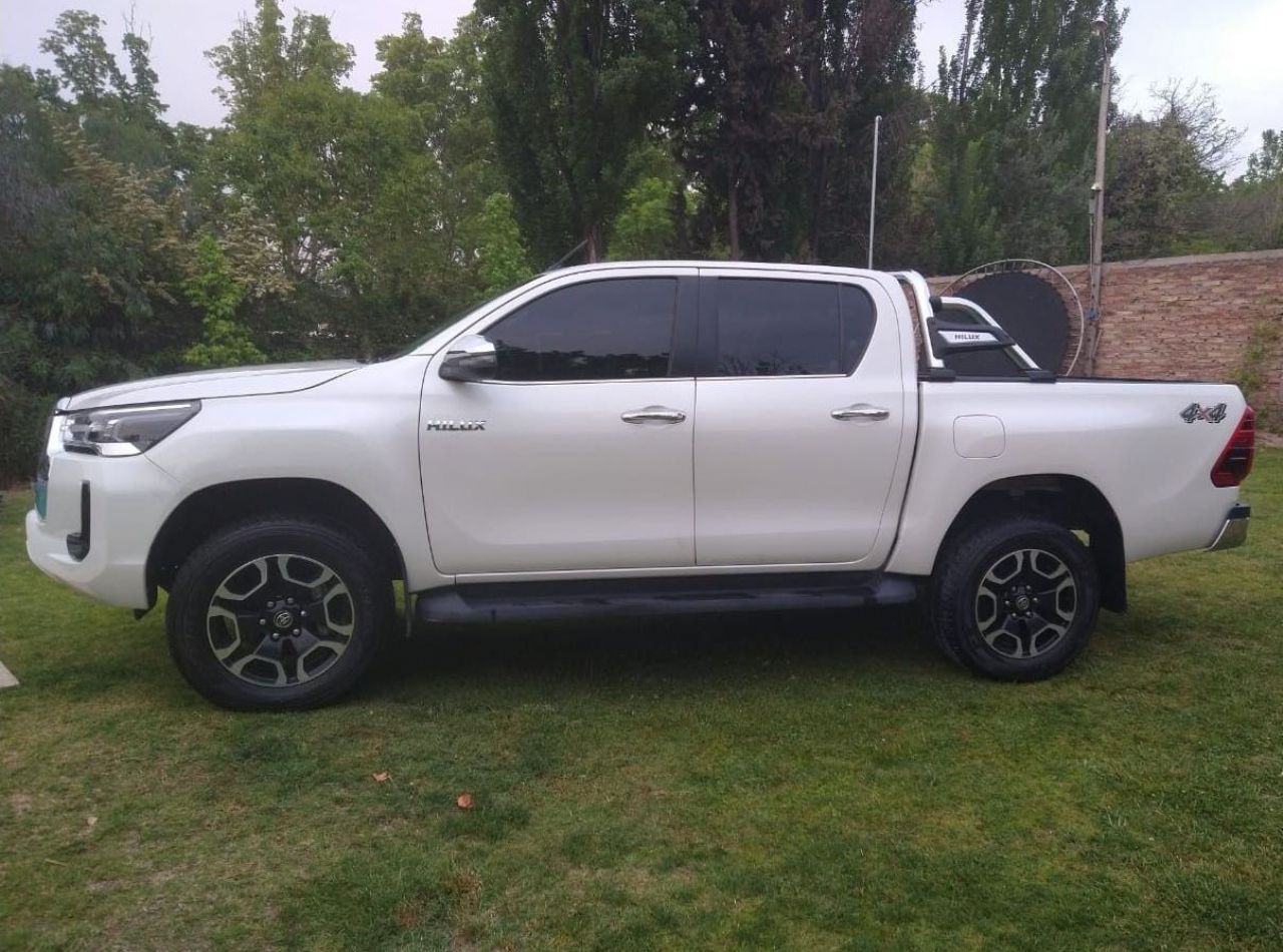 Toyota Hilux Usada en Mendoza, deRuedas