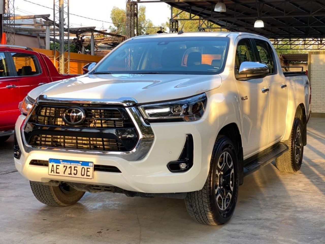 Toyota Hilux Usada en San Juan, deRuedas