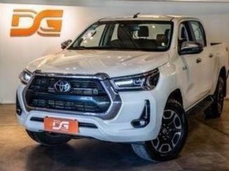 Toyota Hilux Usada en Córdoba Financiado