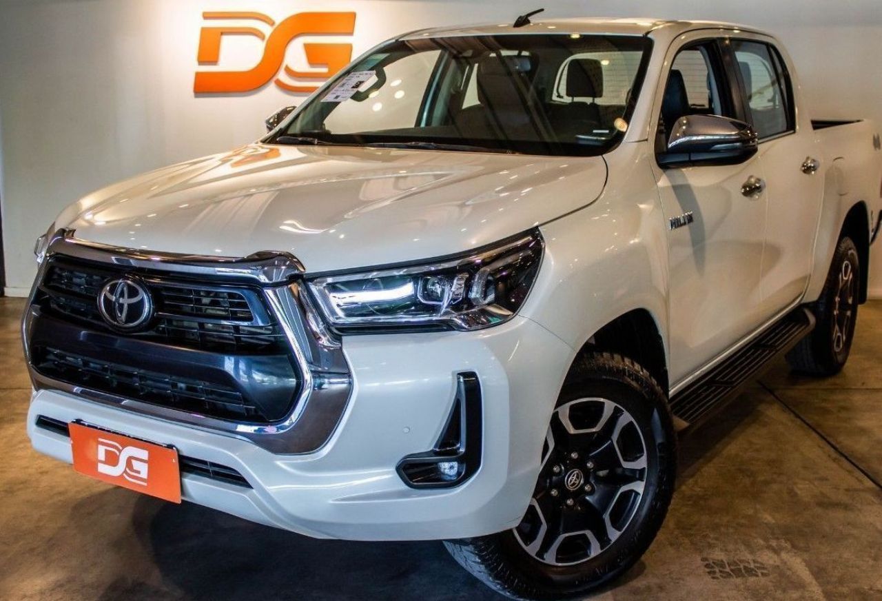 Toyota Hilux Usada en Córdoba, deRuedas
