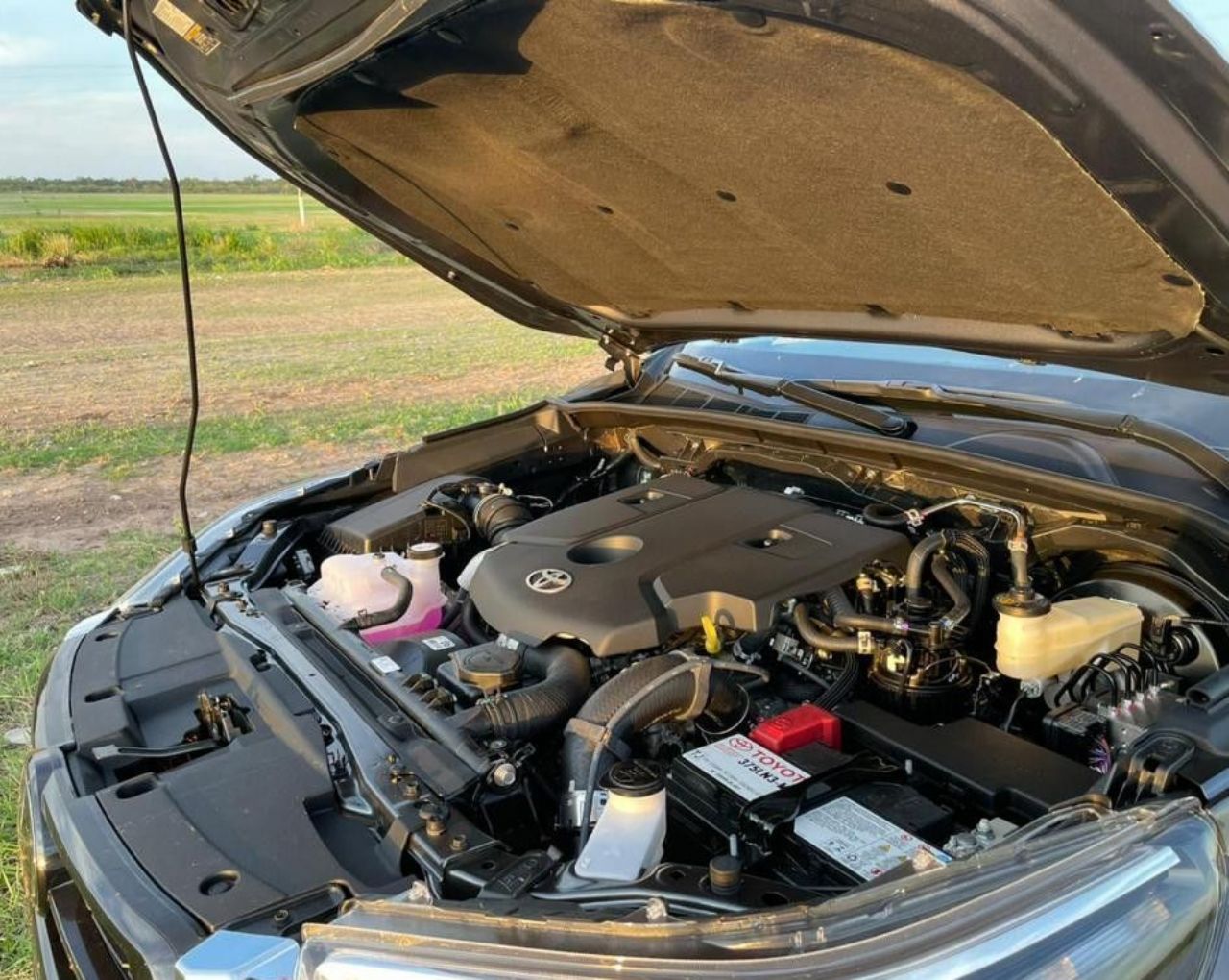 Toyota Hilux Usada en Santa Fe, deRuedas