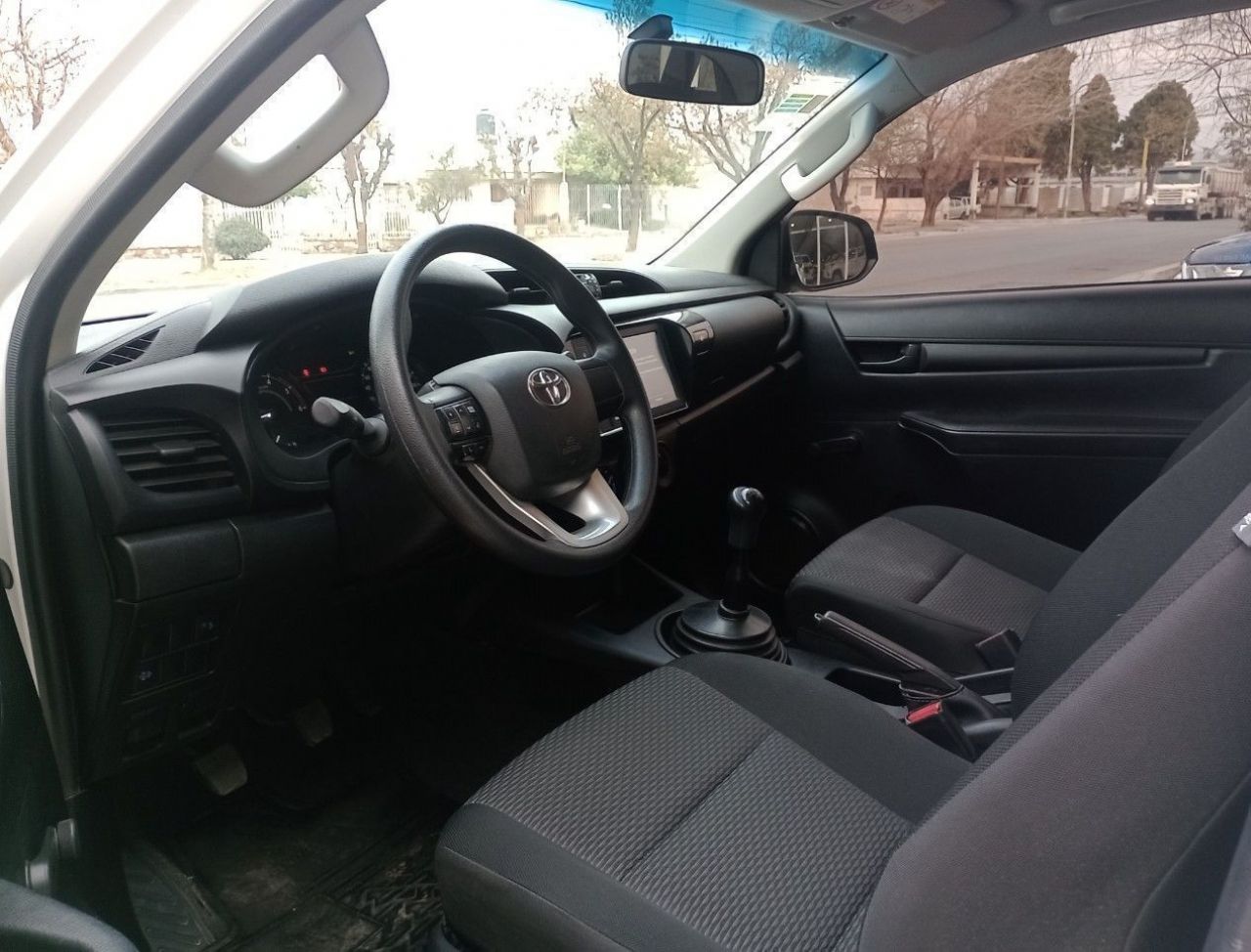 Toyota Hilux Usada en Mendoza, deRuedas
