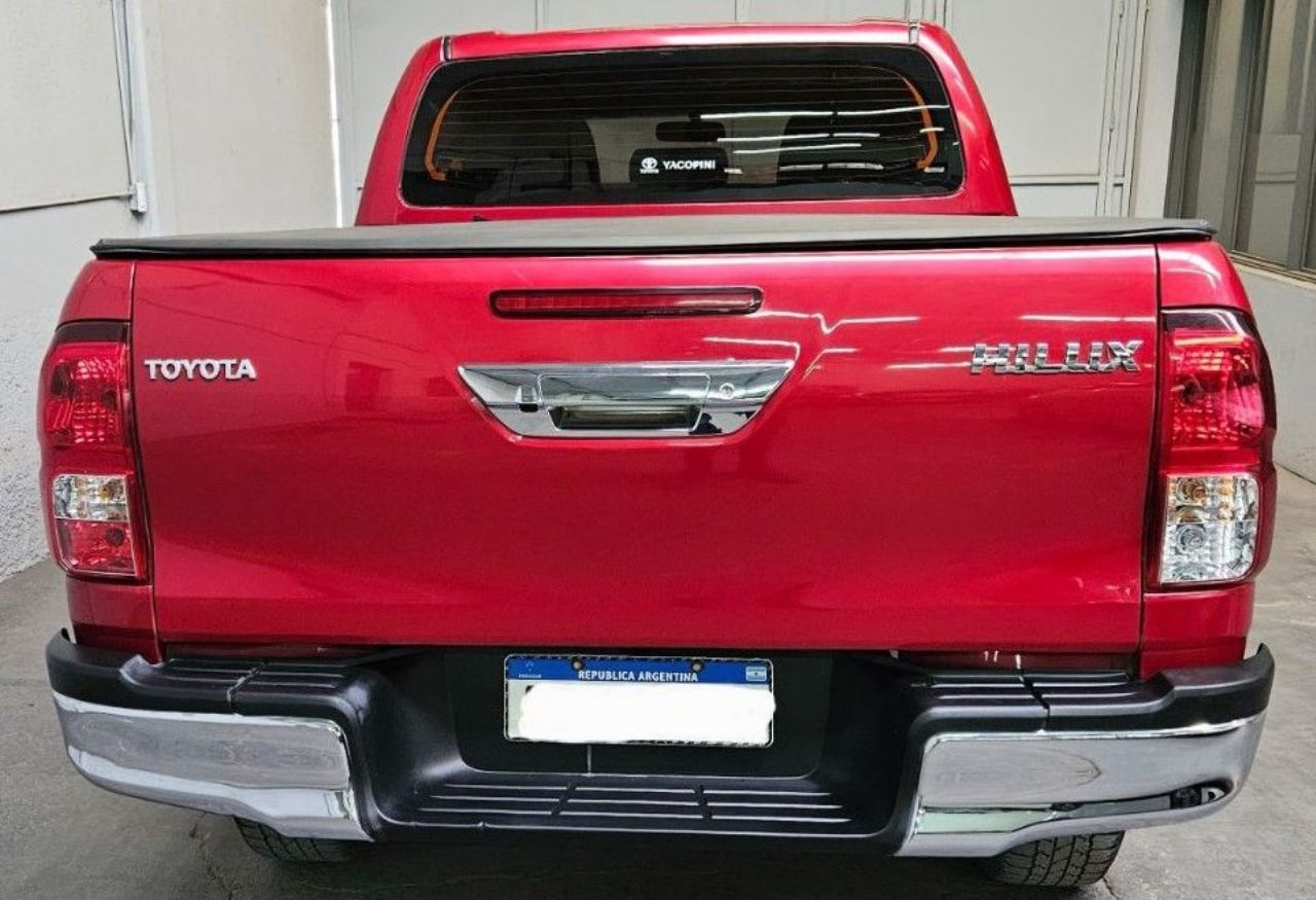 Toyota Hilux Usada en Mendoza, deRuedas
