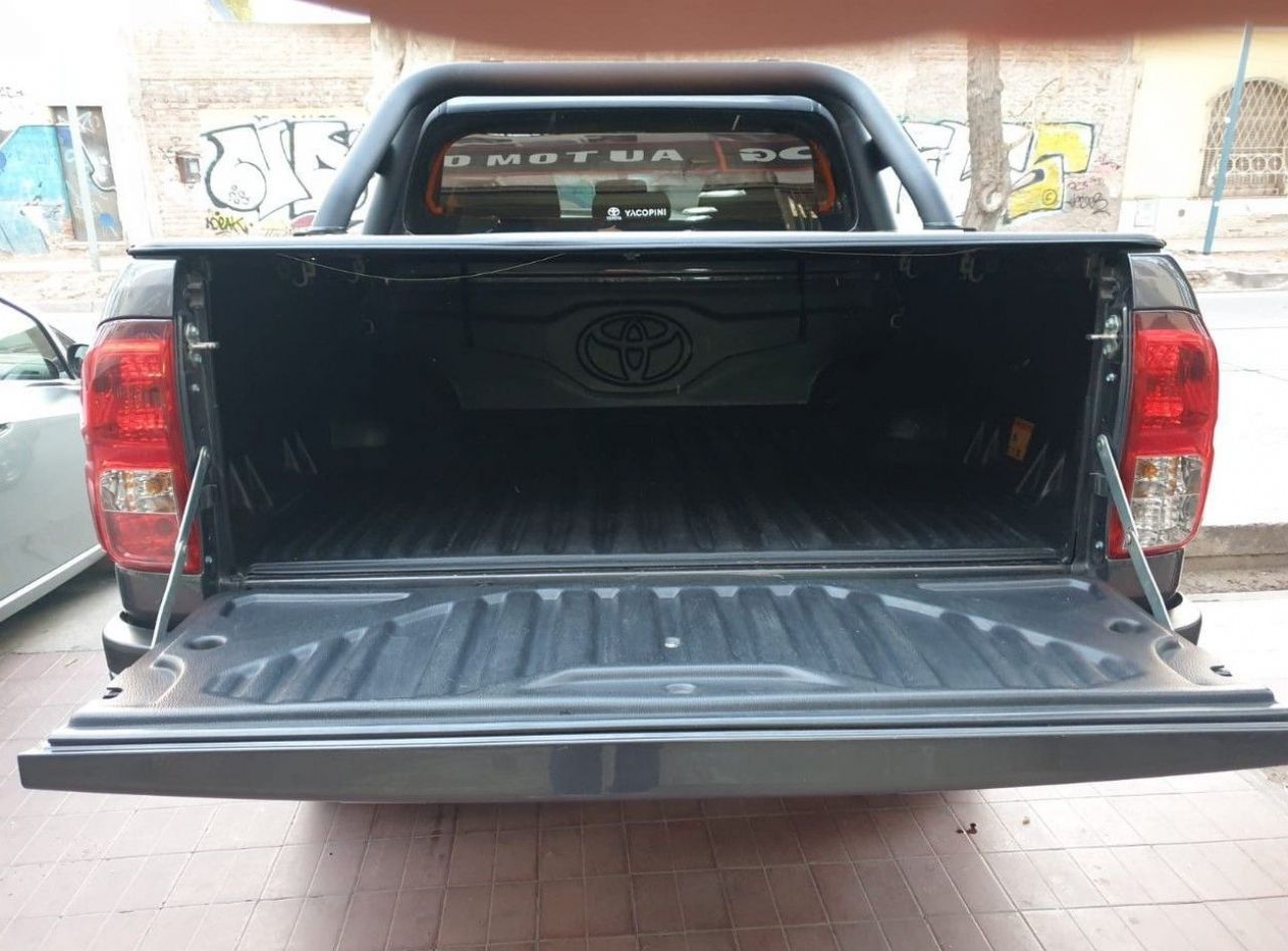 Toyota Hilux Usada en Mendoza, deRuedas