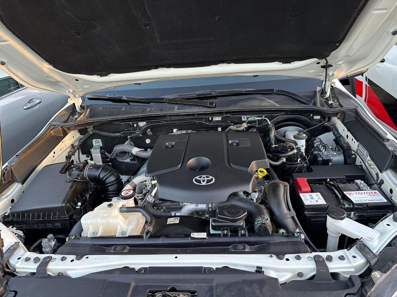 Toyota Hilux Usada en San Juan, deRuedas