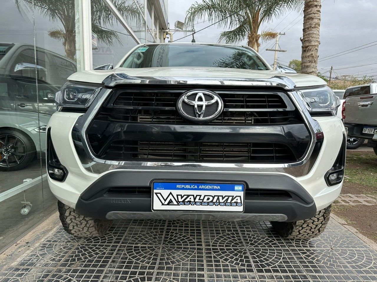 Toyota Hilux Usada en San Juan, deRuedas
