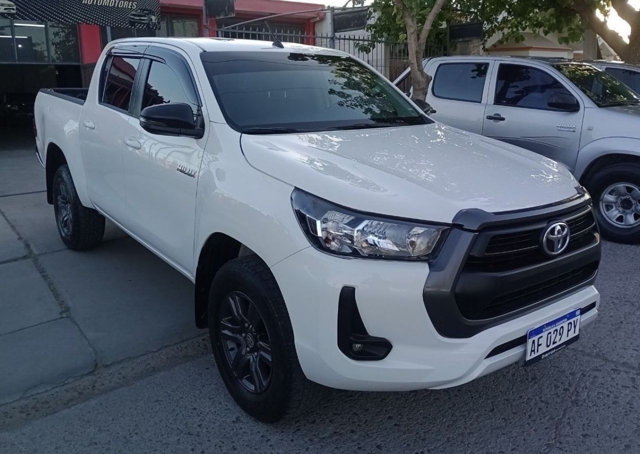 Toyota Hilux Usada en Mendoza, deRuedas