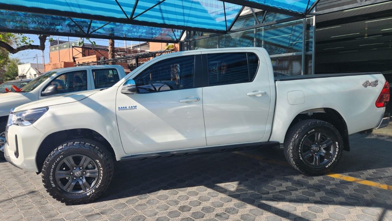 Toyota Hilux Usada en Mendoza, deRuedas