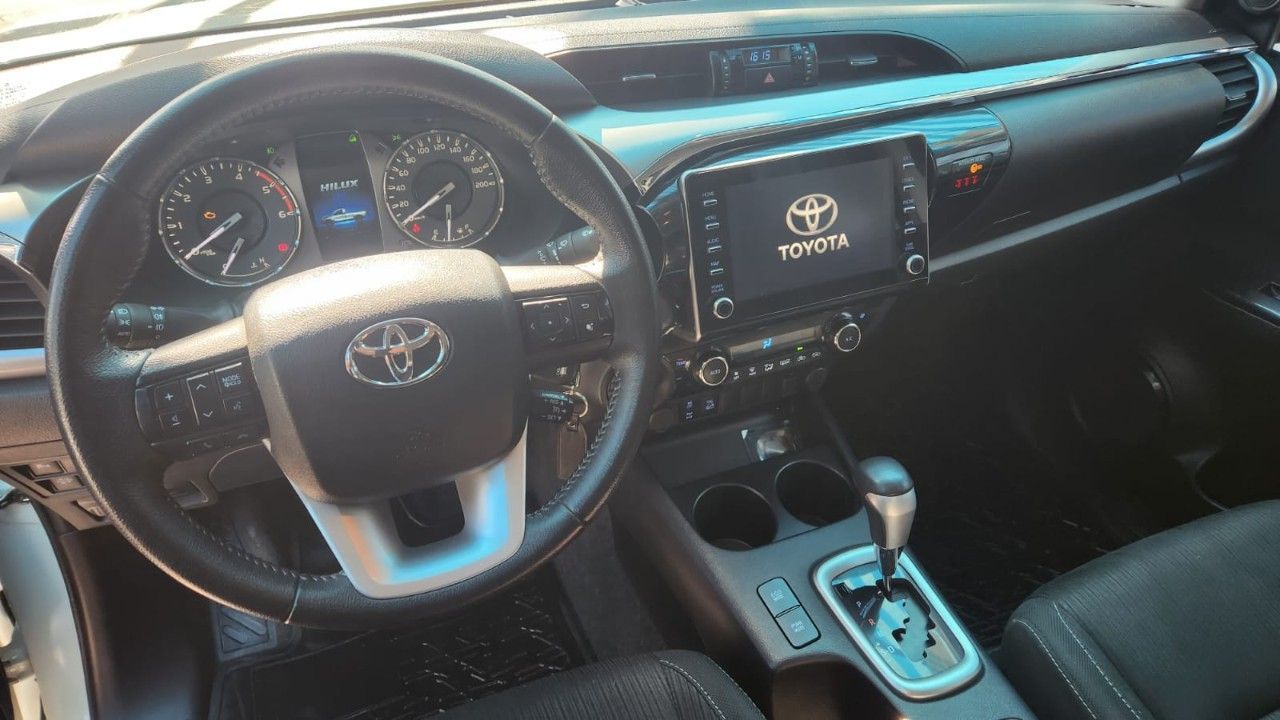 Toyota Hilux Usada en Mendoza, deRuedas