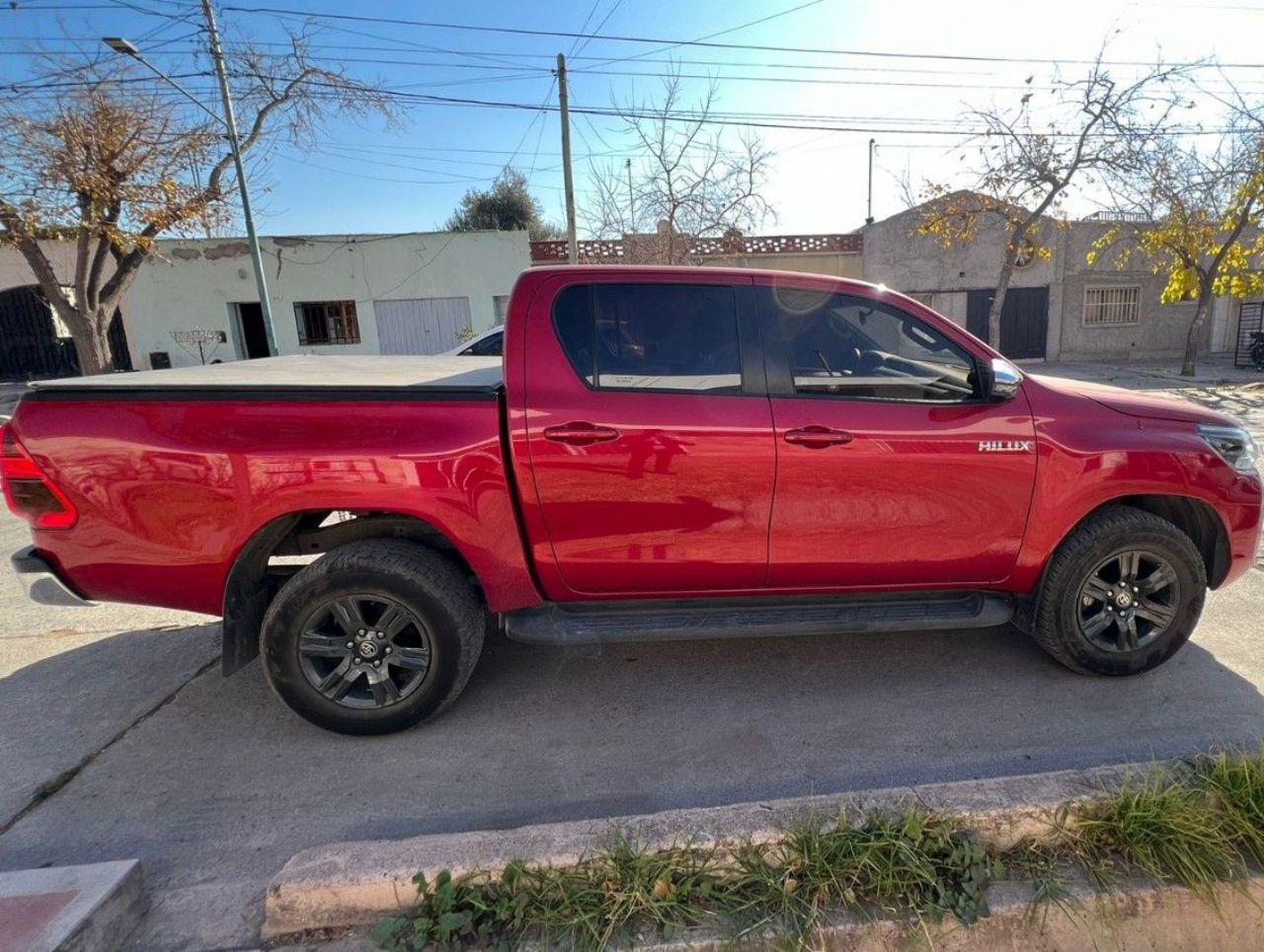 Toyota Hilux Usada en Mendoza, deRuedas