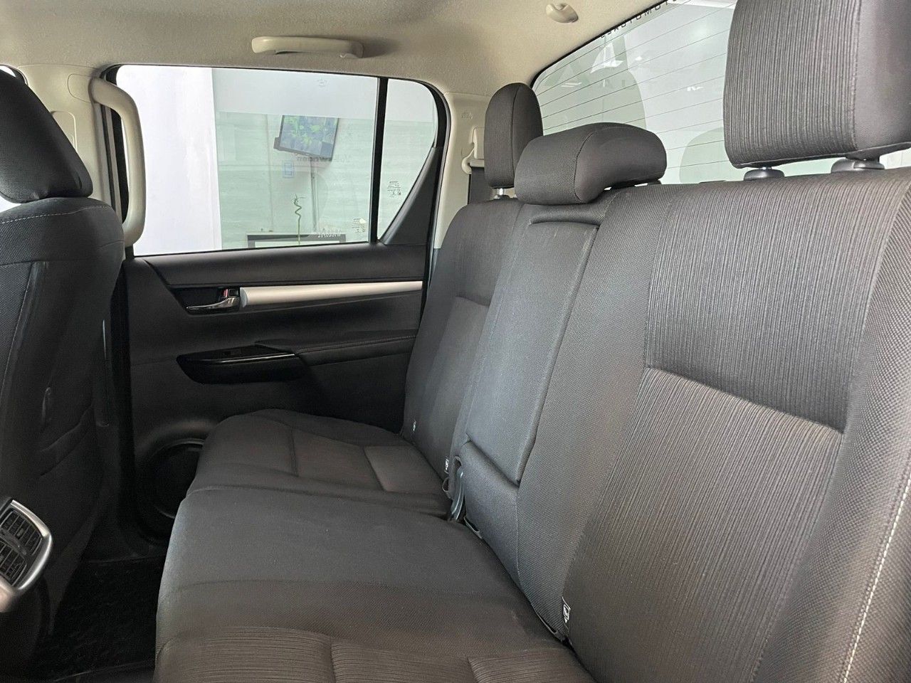 Toyota Hilux Usada en San Juan, deRuedas